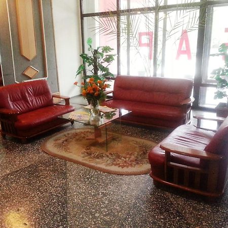 Ilek Hotel, Гостиница ИЛЕК Актобе Екстериор снимка