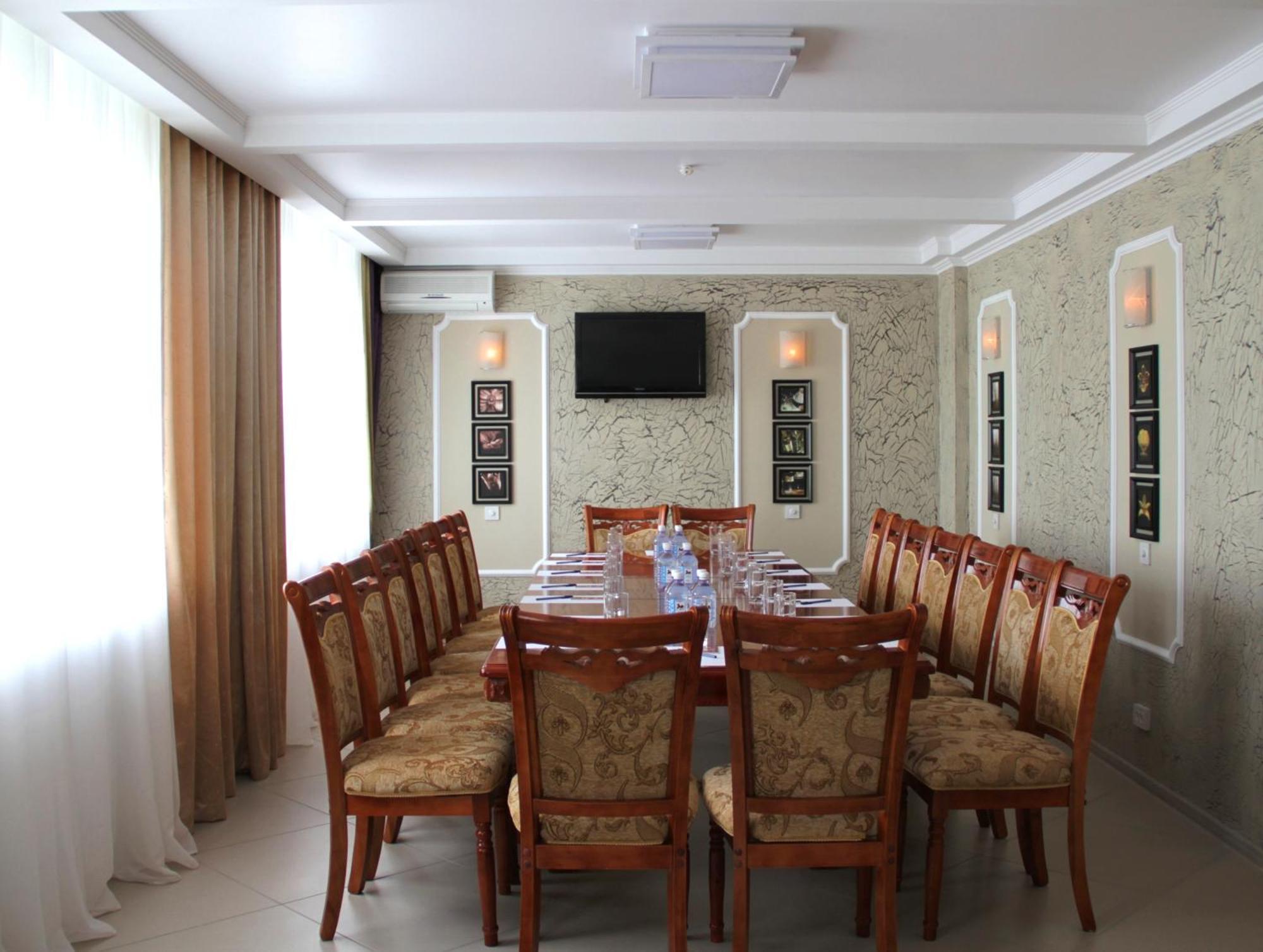 Ilek Hotel, Гостиница ИЛЕК Актобе Екстериор снимка
