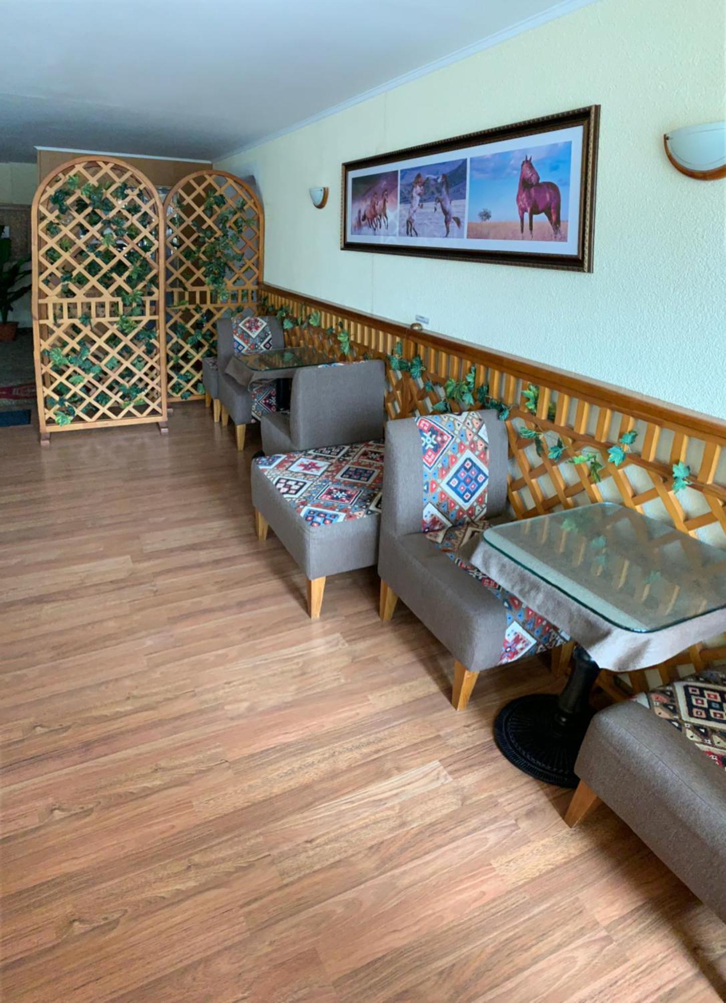 Ilek Hotel, Гостиница ИЛЕК Актобе Екстериор снимка