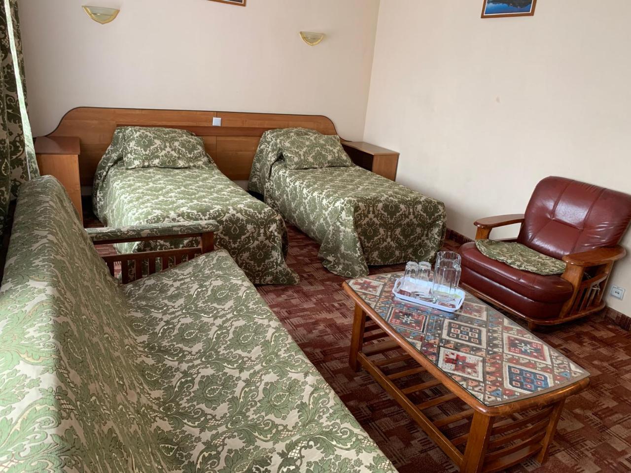 Ilek Hotel, Гостиница ИЛЕК Актобе Екстериор снимка